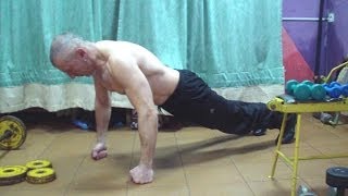 Можно ли отжиматься каждый день