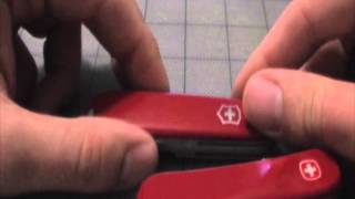 Wenger Evo S52 review (Preview) (+comparison with Victorinox)