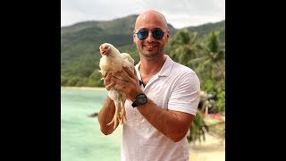 У Андрея Черкасова на острове новая подружка Валя ))