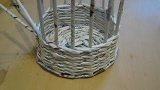 Сделать корзинку своими руками из газеты.  Интересные идеи