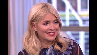 Holly Willoughby flashes stocking tops in extreme wardrobe malfunction