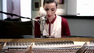 Private Studio Sessions: Sofi Mayen