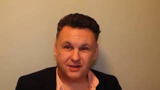 Живите свободно! Привыкайте к роскоши! Богатейте! Не мелочитесь! У меня нет врагов и вот почему