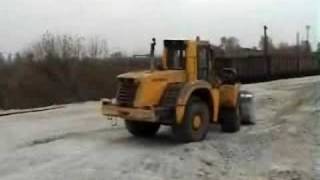 Колесный фронтальный погрузчик ЧЕТРА 60