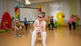 Танец бизнесменов. Выпускной бал в детском саду