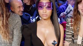 Ники Минаж показала грудь на концерте/грудь Nicki Minaj фото видео