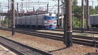 Видео для детей про поезда / Электричка
