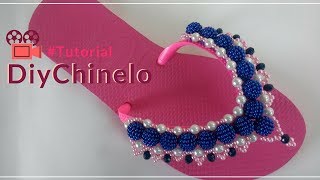 Tutorial diy | Chinelos Decorados | Trama de perolas Craqueladas - Maguida Silva