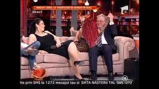 Vadim Tudor ii pune mana pe fund asistentei Ana Maria Mocanu !