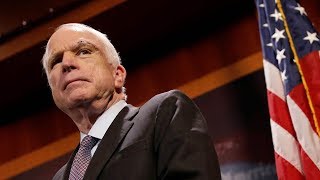 Ông McCain nói không mời ông Trump dự đám tang mình
