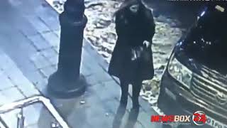 Во Владивостоке девушка присвоила кошелек, найденный ей у входа в ночной клуб