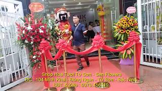 Cắm 2 Kệ Hoa Quá Đẹp Chúc Mừng Lux Realty Đại Hồng Phát