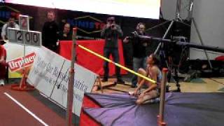 Blanka Vlasic clears 200cm