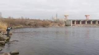 Video 65: 19 Февраля 2017 Рыбалка на Александровском водохранилище, спуск воды, дамба, Южный буг.
