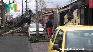 Grote Ravage Bij Ongeval Met Duitse Lijnbus in Vaals