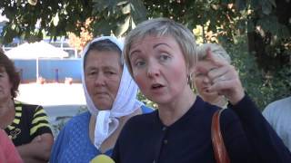 Ні пройти, ні проїхати: у Ярмолинцях жителі вулиці Олега Кошового потерпають від бездоріжжя