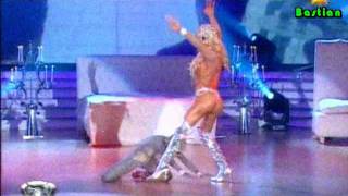 Flavio Mendoza Y Gisela Bernal Video Clip Bailando por Un Sueño 2010