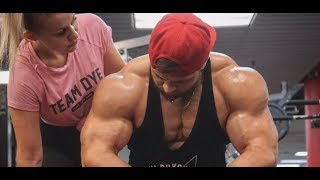 BUILDING THICK LEGS | Regan Grimes | 20 Days Out