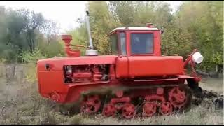Завели трактор Волгарь, который простоял 20 лет