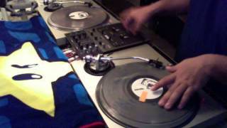 "Quick Breakbeat Session on Technics SL-1800mk2's" - "The Young Rascal" DJ 360
