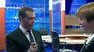 Медведев проговорился про инопланетян