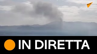La Palma, eruzione #vulcano Cumbre Vieja: La lava arriva al mare, autorità bloccano l’area costiera
