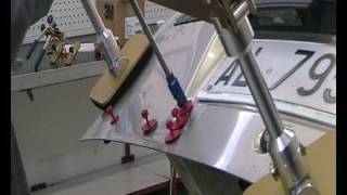 Riparazione della carrozzeria con colla a caldo - Hot melt glue Repair