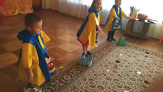 игра СОБЕРИ  ГРИБЫ муз.рук.Парахневич И.П.