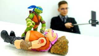 Черепашки Ниндзя против Бибопа и Рокстеди! Игры для мальчиков.