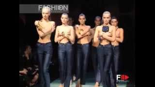 "Gianfranco Ferré Spring Summer 1997 Topmodels Topless" by FashionChannel