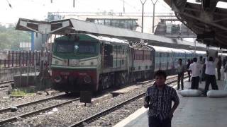 [IRFCA] 12925 Paschim Express Hauled By GOC WDP-3A Departing BVI!!!!!