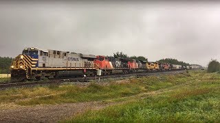 CN Train Spotting HD: CREX 1525 Leads Huge Lashup Along With EX UP GECX C41-8W 9539!! 1/1 8/12/18