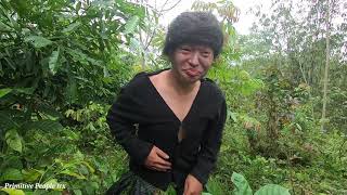 Primitive Life : Ep 26 - Steal fruit from ethnic girl but the forest people don't know how to eat it