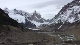 Рождение облаков над Серро-Торре. Патагония, Аргентина. The birth of clouds over Cerro Torre.