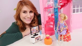 Spielspaß mit Barbie auf Deutsch- Neues Wohnzimmer -  Video für Kinder