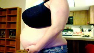 Anorei is 33 weeks pregnant and lactating!