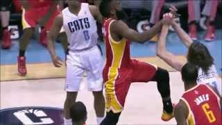 James Harden dunks all over Josh McRoberts