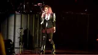 The Middle and Really Don't Care - Demi Lovato - Neon Lights Tour - Vancouver 2/9/14