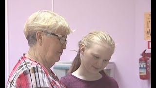 Бабушка напрокат. В Покачах неработающие пенсионеры идут в воспитатели