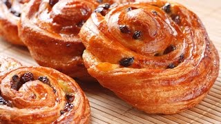 Булочка. Английская булочка из дрожжевого теста.