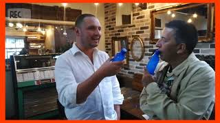 Botella elaborada de maíz, llamada a salvar el planeta