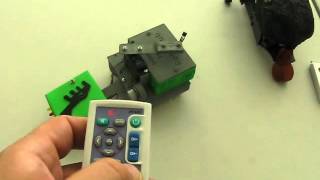 Bristle bot. Robotukas ant šepečių. Робот на щётках. Kauno kolegija.