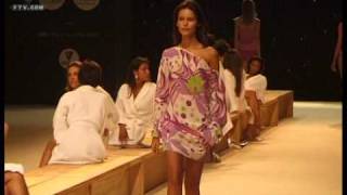 FashionTV | FTV.com - ROSA CHA FEM AH 2004/2005