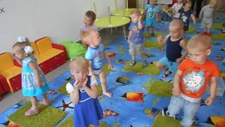 Мы маленькие дети, нам хочется гулять! Непоседы.