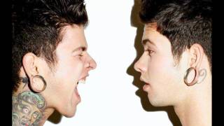 T. Mills- Boom