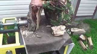 Колун винтовой. Колим полено с сучками. /  Cleaver screw. Colima piece of wood with knots.