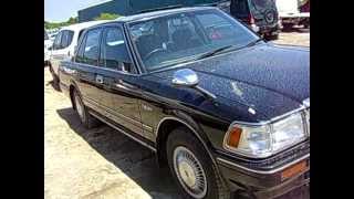 ✈TOYOTA CROWN　Junkyard car　ﾄﾖﾀｸﾗｳﾝ ﾛｲﾔﾙｻﾙｰﾝ