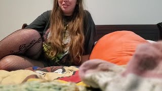 Sleepover with a Giantess!