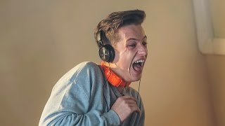 ШОКИРУЮЩЕЕ КАРАОКЕ С ЯНГО, ПРАНК АСТМОЙ НАД ДРУГОМ, ВИДФЕСТ