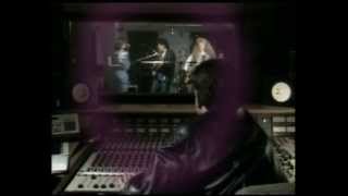 Μάρκος Λεζές - Δηλώνω ροκ (Αυτός, αυτή και το βιολί τους)
